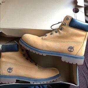 Limited Edition Timberlands in Black and Wheat